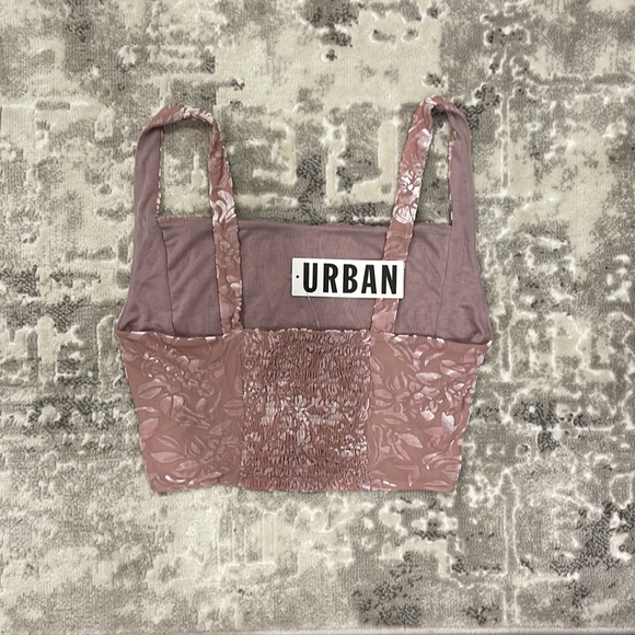 Urban outfitters velvet pink crop top - Picture 2 of 3